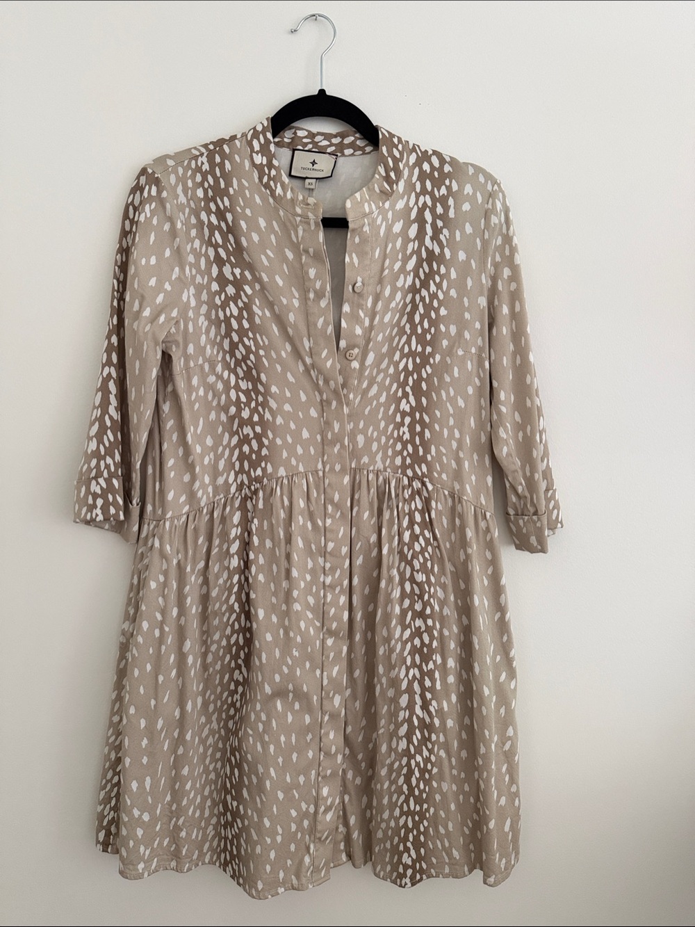 Tuckernuck Beige and White Spot Tiered Shirt Dress